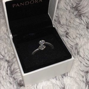 Pandora ring